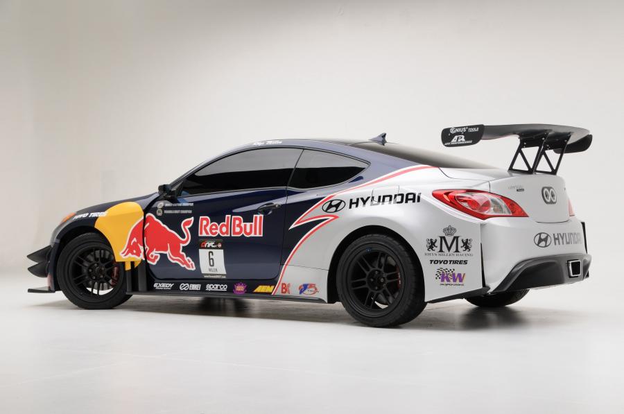  Hyundai Genesis Coupe Red Bull by RMR 2010 года  (фото 23 из 24)